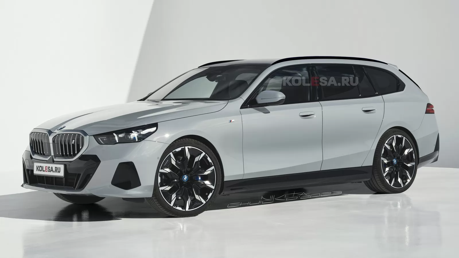 Nuova BMW Serie 5 Touring 2024 Anteprima Rendering Autoprove.it